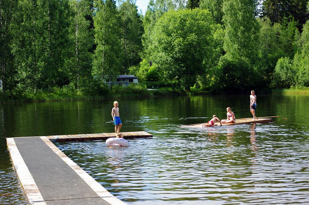 Lits Camping, Stugby Och Kanot Экстерьер фото